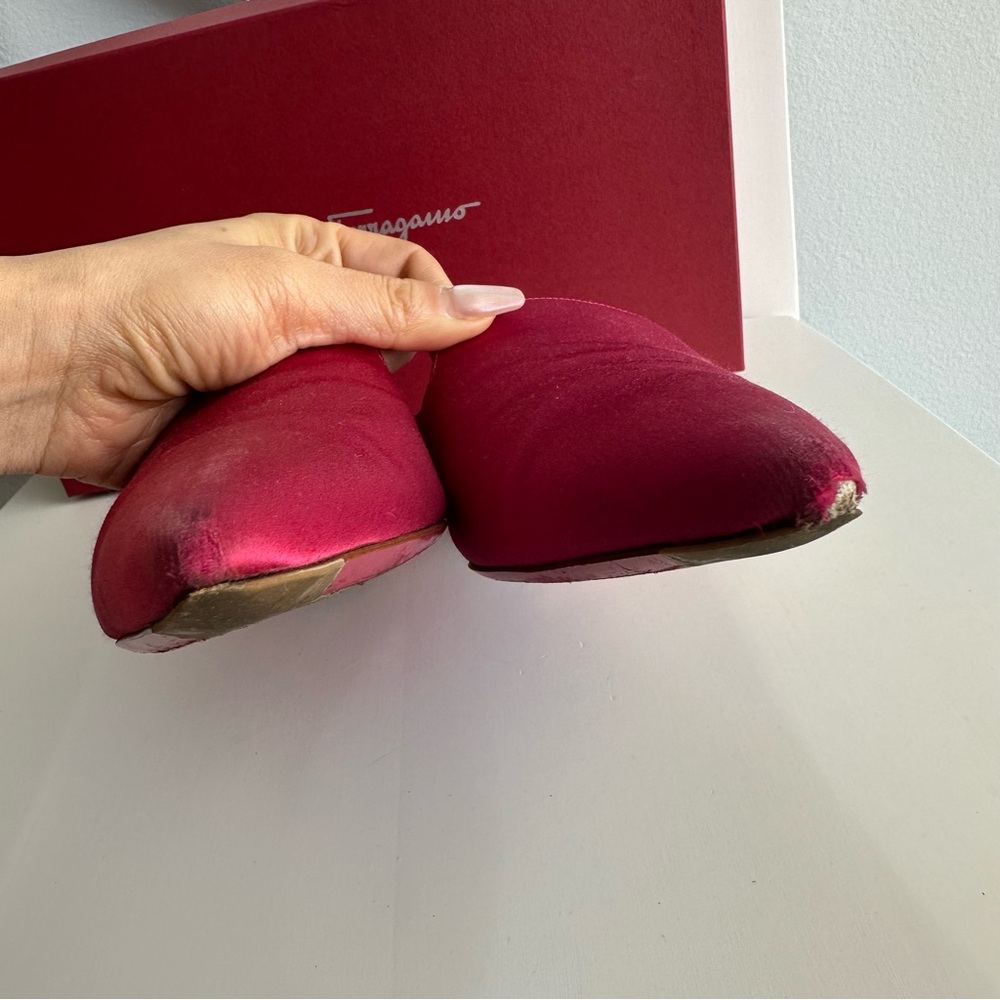 Salvatore Ferragamo Maida Satin Pointed Toe Low Heeled Mules in Fuchsia Pink - Picture 10 of 10